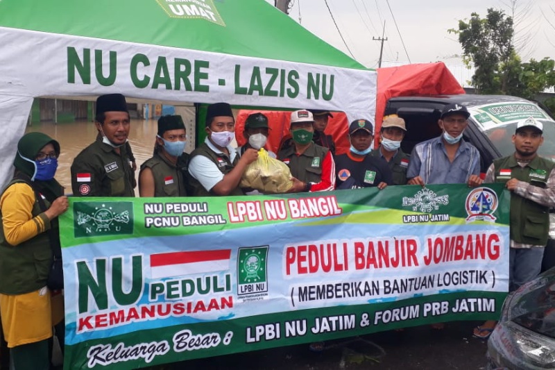 Semakin Meluas, LPBINU Lumajang Turut Serta Tangani Banjir Jombang