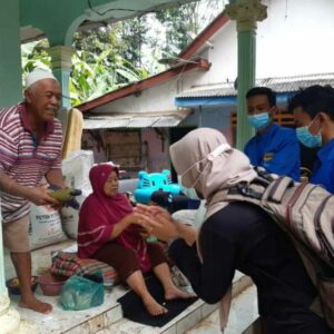Komisariat PMII Syarifuddin salurkan bantuan