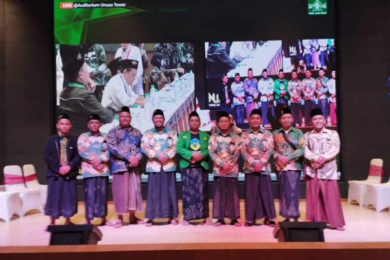 Terenyuh dengan Program MWCNU di Lumajang, Juri NU Jatim Award Sumbangkan Dua Kambing