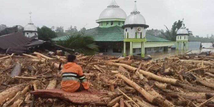 Bencana Alam (pinterest) Bencana Alam (pinterest)