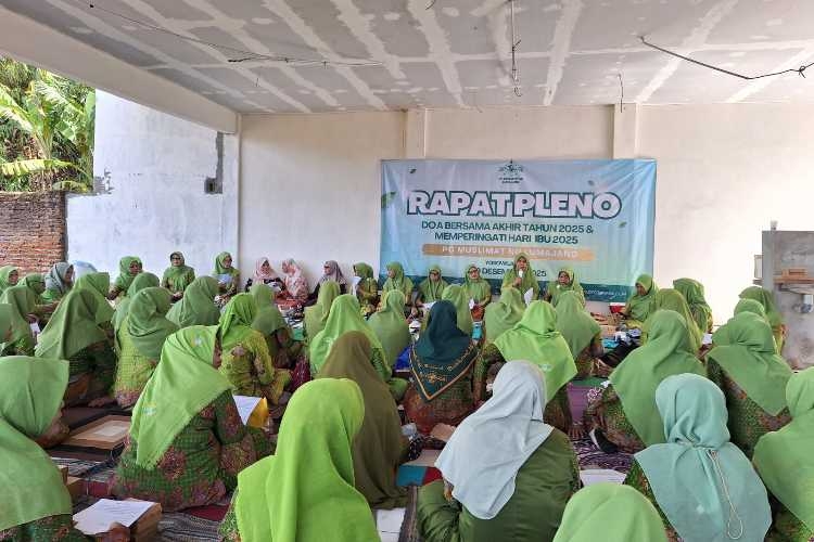 Rapat Pleno PC Muslimat NU Lumajang Rapat Pleno PC Muslimat NU Lumajang