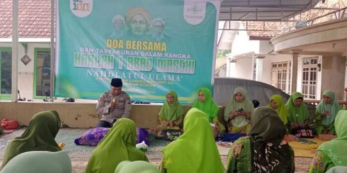 Muslimat NU Klakah Gelar Harlah 1 Abad Masehi NU Muslimat NU Klakah Gelar Harlah 1 Abad Masehi NU