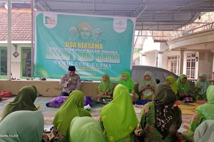 Muslimat NU Klakah Gelar Harlah 1 Abad Masehi NU Muslimat NU Klakah Gelar Harlah 1 Abad Masehi NU
