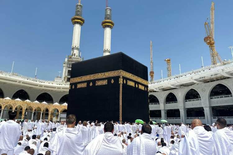 Ilustrasi Umroh dan Haji Ilustrasi Umroh dan Haji